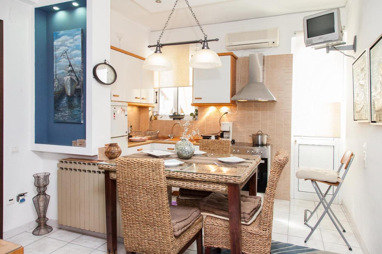 Amazing Apartment With View! Пирей Экстерьер фото