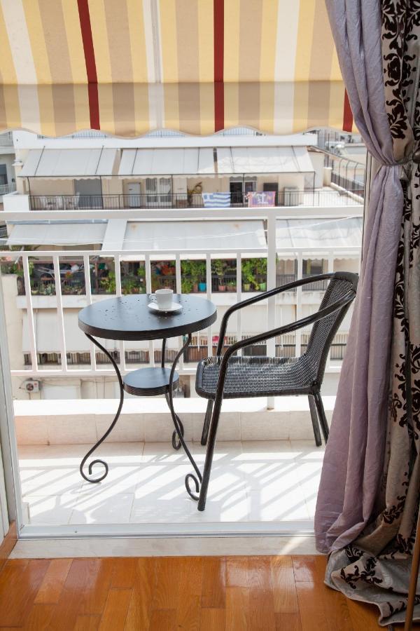Amazing Apartment With View! Пирей Экстерьер фото