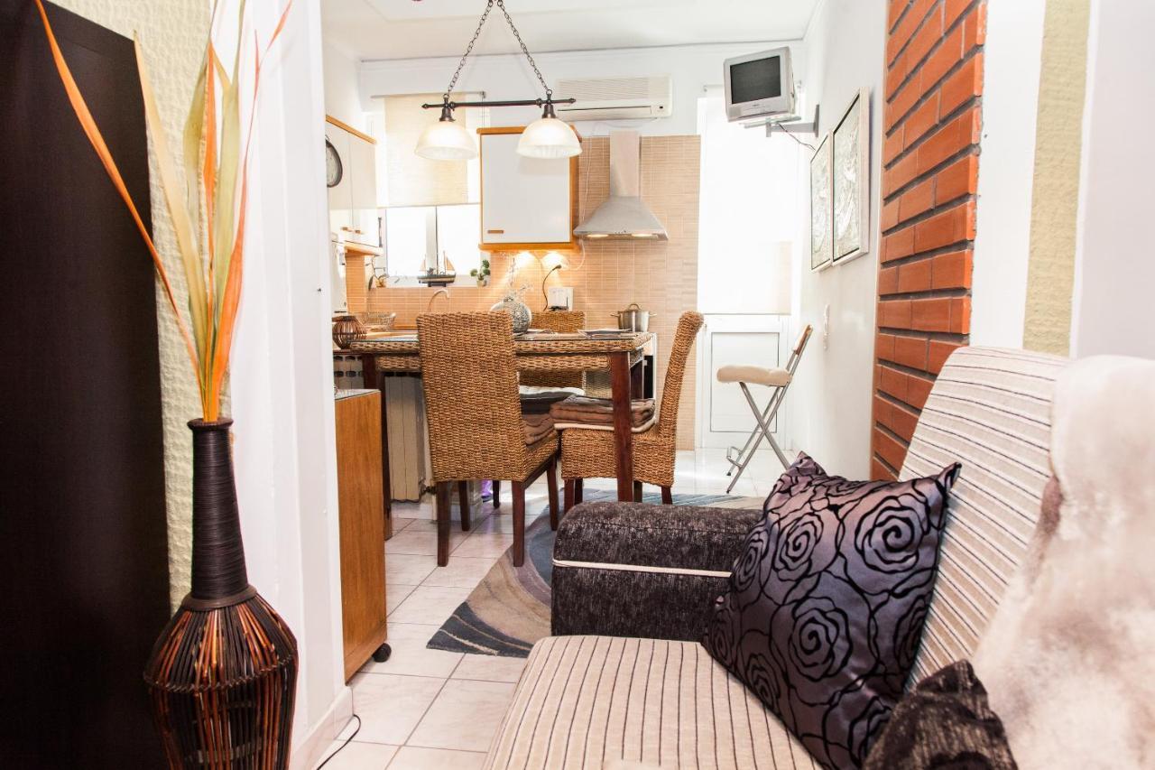 Amazing Apartment With View! Пирей Экстерьер фото