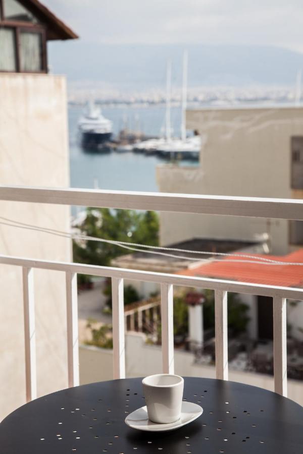 Amazing Apartment With View! Пирей Экстерьер фото